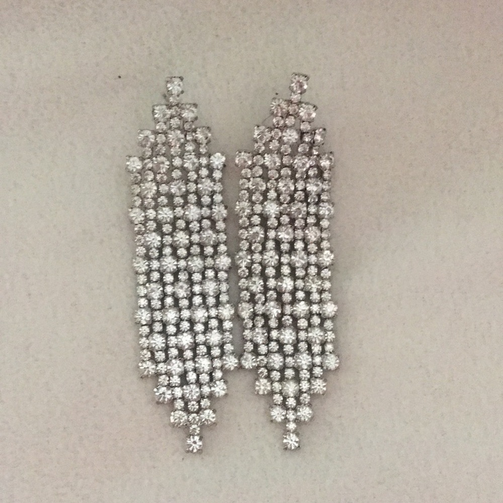 Long glam earrings